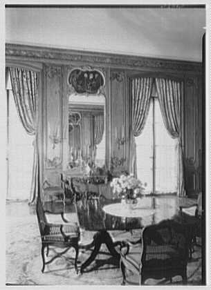 Dr. and Mrs. A. Hamilton Rice, residence at 901 5th Ave.,...