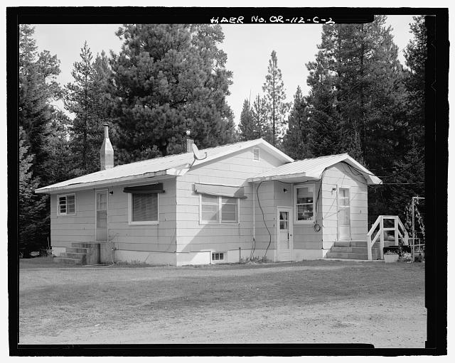Damkeeper's Cottage, view to northeast - Wickiup Dam,...