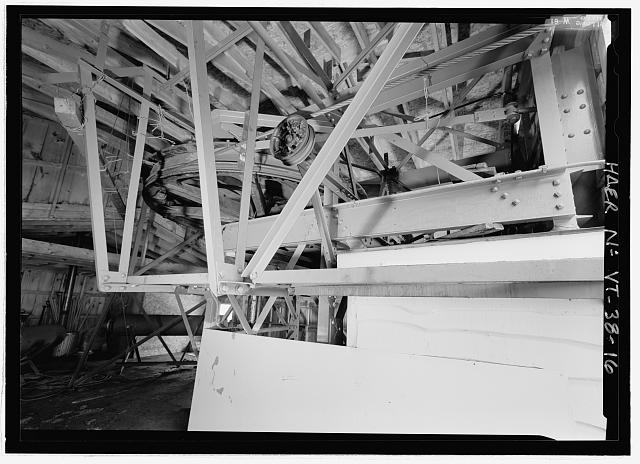 10' DIAMETER BULLWHEEL IN MAIN LEVEL OF DRIVE TERMINAL,...