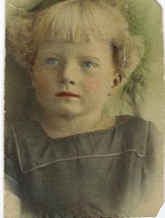 Elena Russell as Young Child 