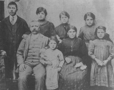 Busa Family 1913