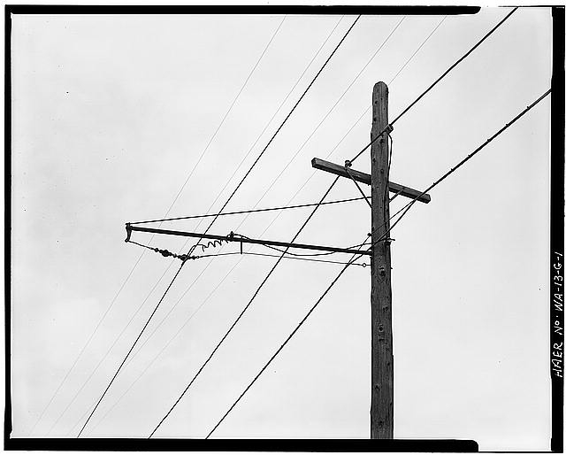 1. TYPICAL OVERHEAD WIRE CONSTRUCTION - BRACKET ARM...