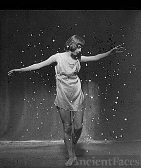 Elizabeth Duncan dancer