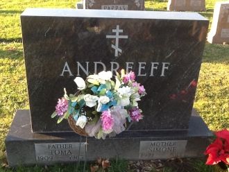 Toma & Simone Andreeff gravesite