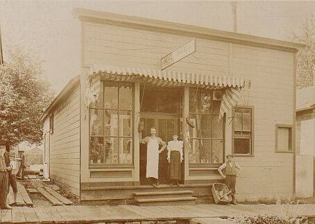 Henry David Schlarb store, Nebraska 1899