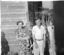 Lillie (Daily) & Lester Ealey