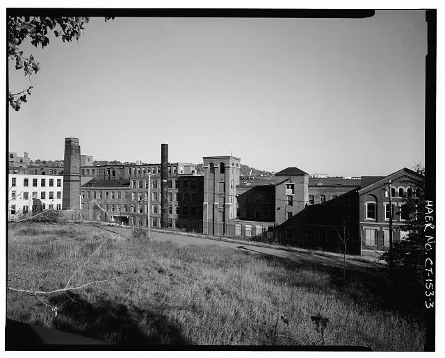 3. VIEW EAST OF MILL STREET BUILDINGS; 20 AT EXTREME LEFT...