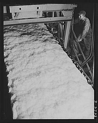 Fiberglass manufacture, Owens-Corning, Toledo, Ohio. In a...