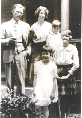 Kriege Family abt 1931