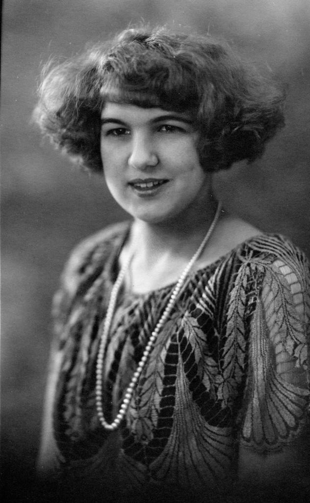 Dorothy (Van Kleeck) Smith, 1920s