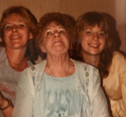 Dianne Ratel, Marion Ratel and Kathy Johnson (Daughter and Granddaughter.