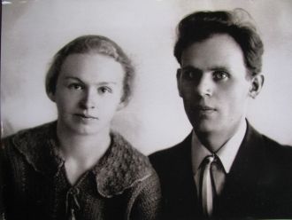 Friida Allikas with Husband