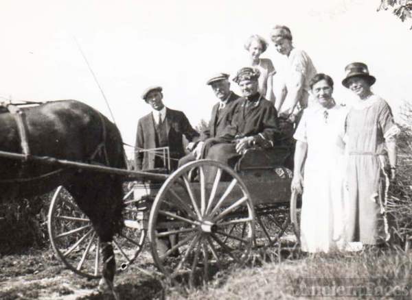 Frank, Pop, Grandma, Anna, Margaret Anderson