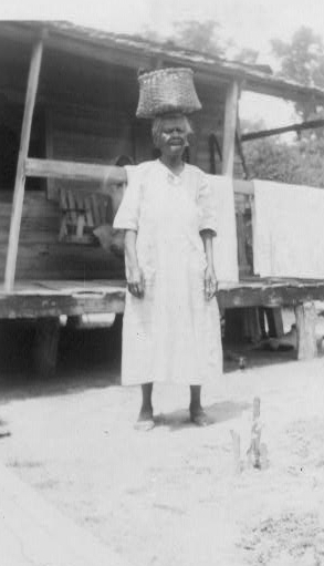 Daphne Williams, ex-slave, Hillister (Beaumont)