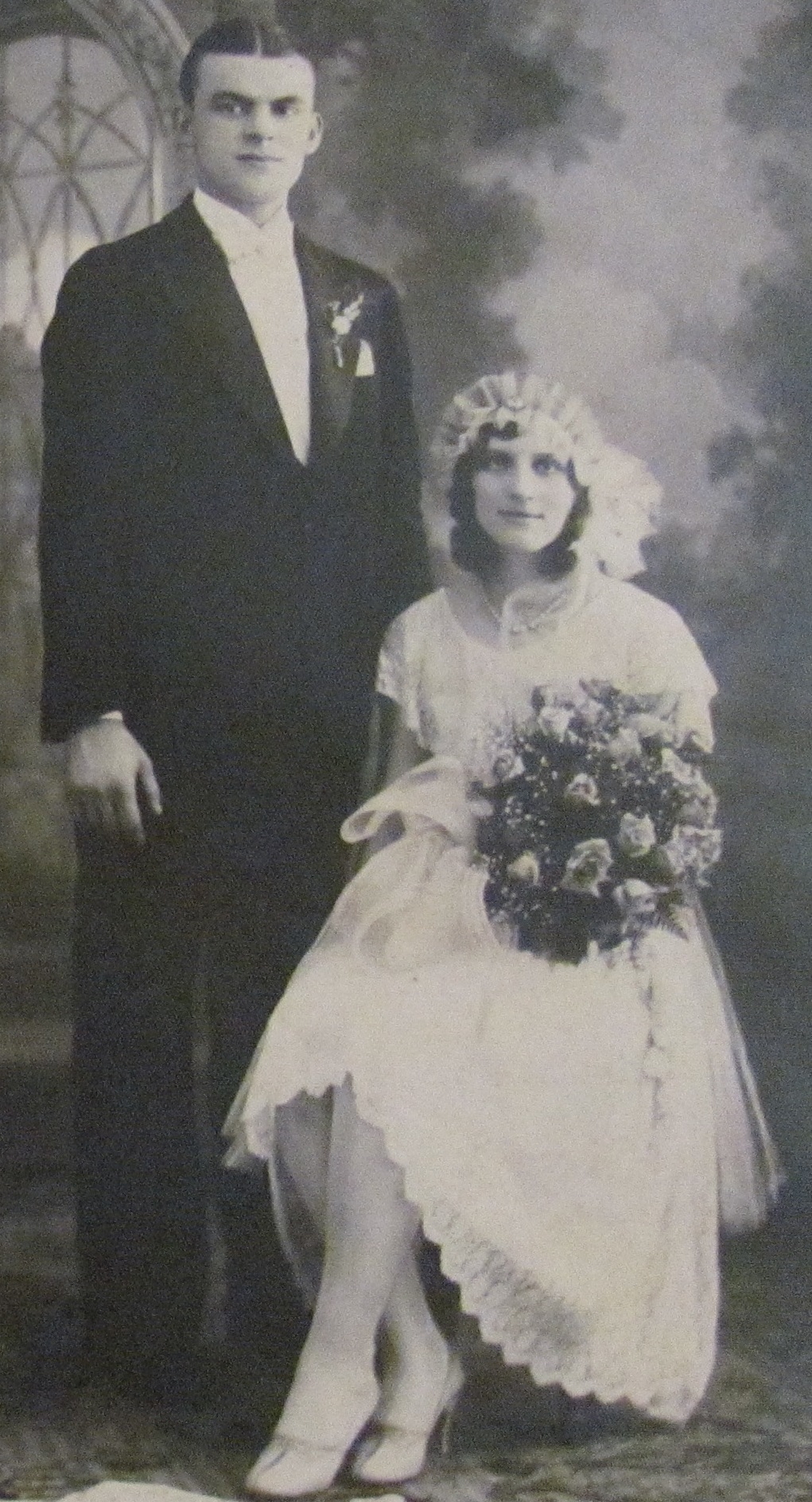 JOSEPH J. TRACZYNSKI & ELANORE J. RENKIEWICZ WED 1924