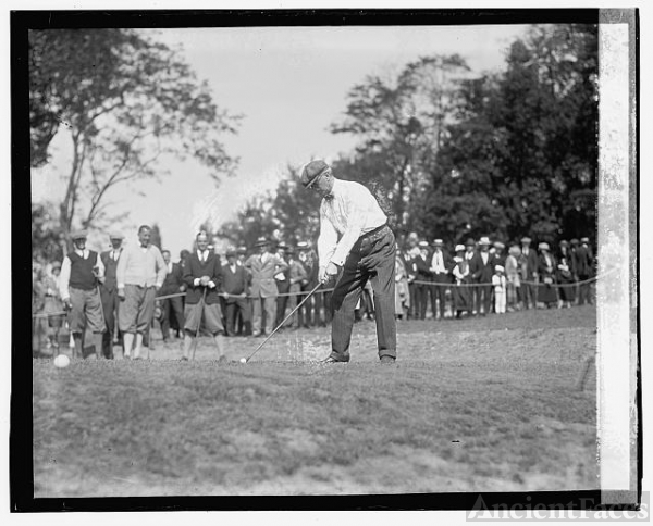 Col. Harvey in Newspaper Mens Golf Tournament, 5/22/23