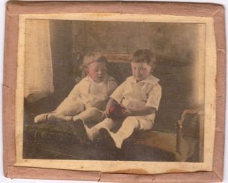 Fredrick & Philip Thomas, 1919 Michigan