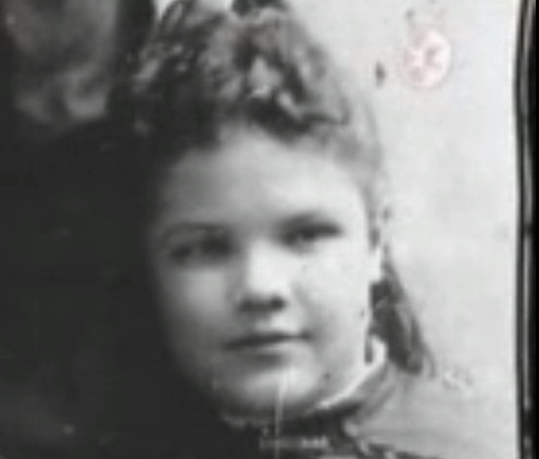 Josefa Güereña de Félix, child