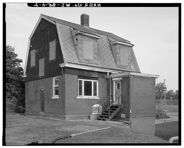 2. VIEW NORTHWEST, Lockkeeper's residence - Cedars Lock &...