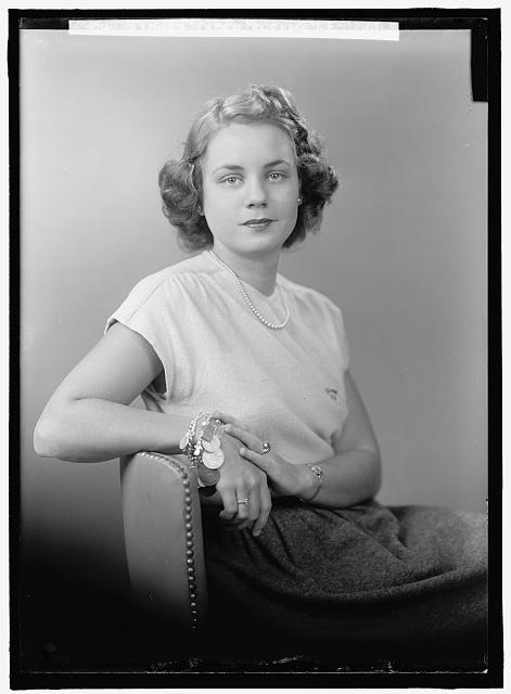 IAGER, THELMA. PORTRAIT