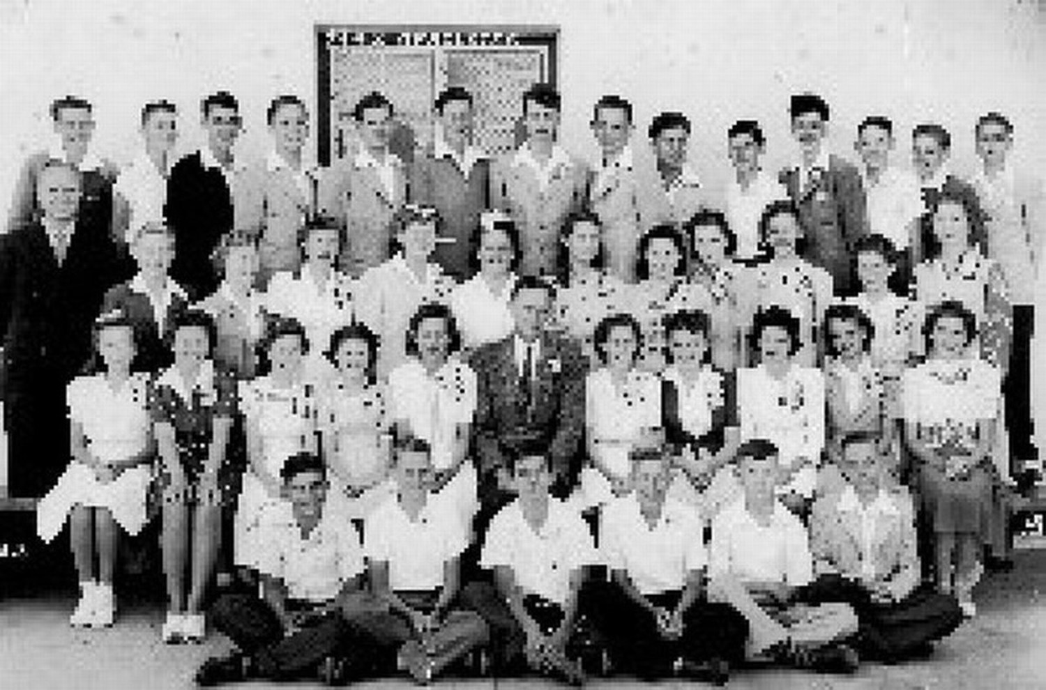 Rio Linda, CA Elementary School Graduation 1942