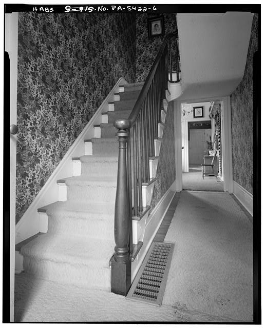 6. FIRST FLOOR, EAST SIDE: STAIRCASE AND BALUSTRADE...