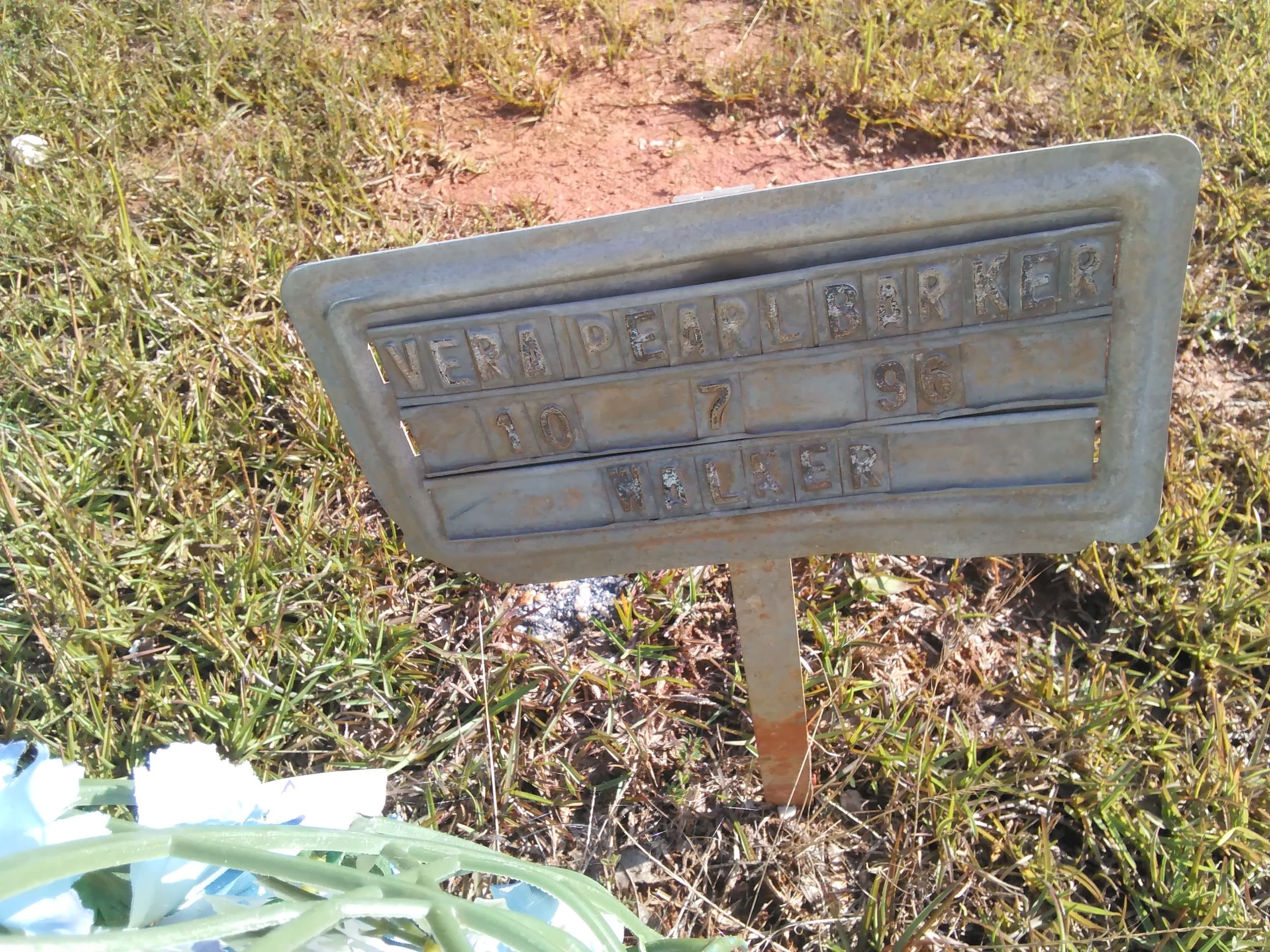 Pearl (Beedles) Barker gravesite