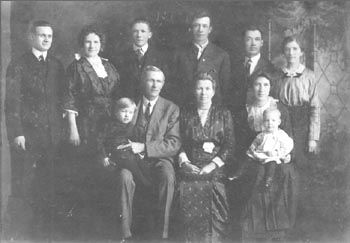 Horace & Harriet (Perry) McChesney Family, Iowa