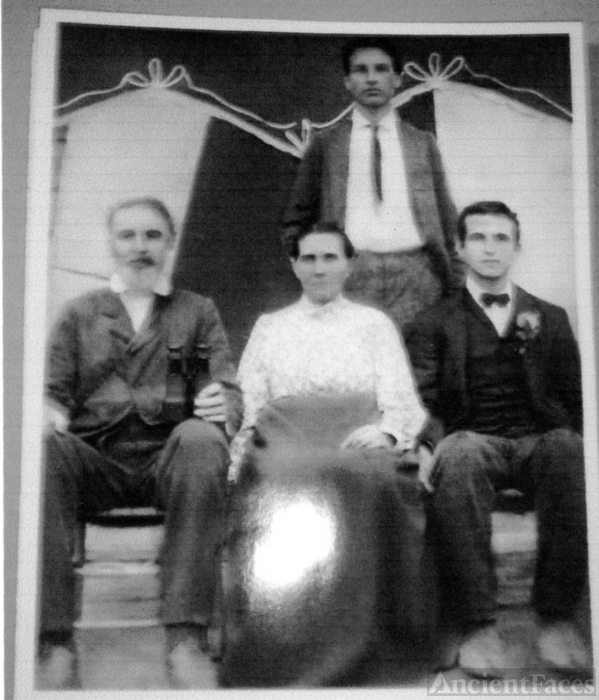 John Gilbert Pitts Family