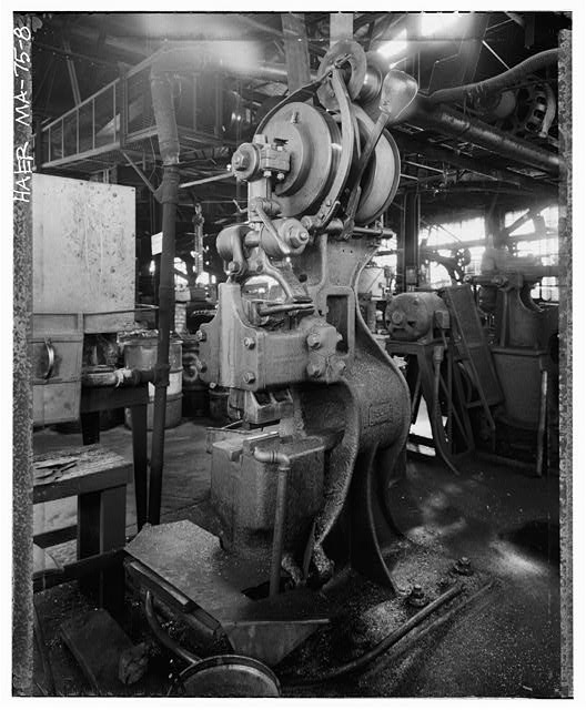 8. INTERIOR DETAIL - Lamsom-Goodnow Manufacturing...