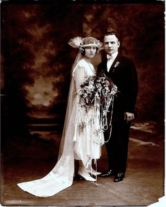 Kathryn (Low) & John Donaldson,, IL 1907