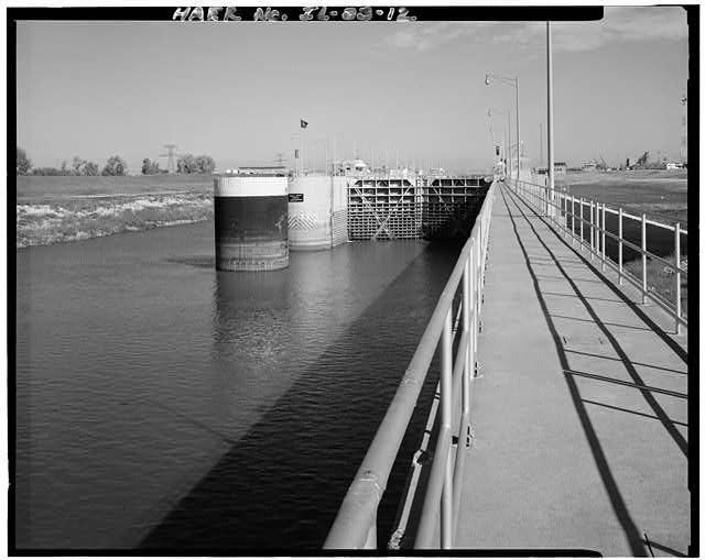 12. OVERALL VIEW OF MAIN LOCK FROM LOWER GUIDEWALL,...