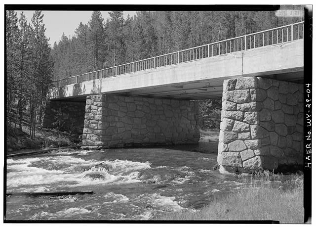 4. SOUTH ABUTMENT, NORTH EXPOSURE - Gibbon River Bridge...