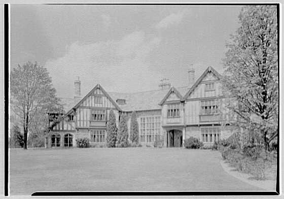 Clarence McK. Lewis, Skylands Farm, residence in...