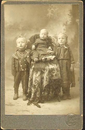 George, Lucille & Mattie Brown, Texas 1902