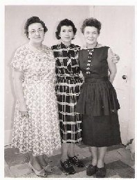 Anna, Rose, & Katheryn Brozic, Pennsylvania