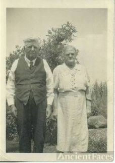 Robert Seavey & Maria (Alley) Seavey
