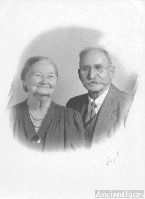 Aunt Alta Draper Johnson & Uncle Simon Johnson
