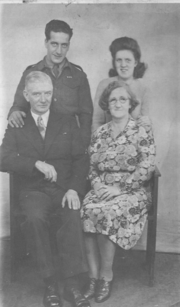 Charles, Ann, William & Mary Helen Weir, 1945