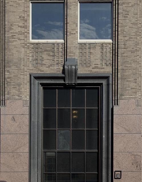 Window detail, National Archives, St. Louis, Missouri