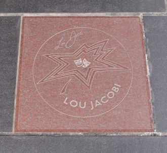 Lou Jacobi's star