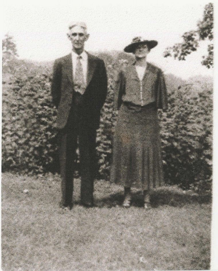 Roland Deane Chapman & Vernie Gertrude (Hysell)