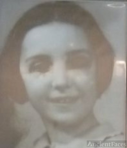 Anne Marie Lanot