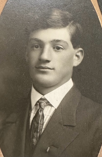Russell Earl Werking