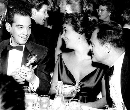 "Cantinflas", Elizabeth Taylor, Mike Todd