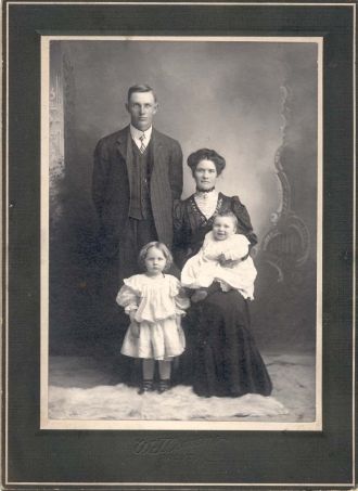 John & Jessie Daybell Family
