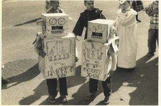 Halloween Robots, 1950's