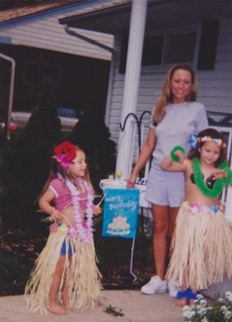 Becky Bradley with nieces, 2003