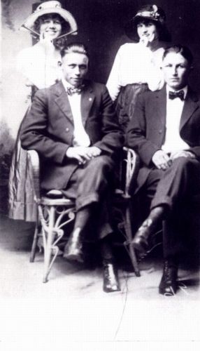 'Best Friends' Lacy McKay & Beulah Trotter