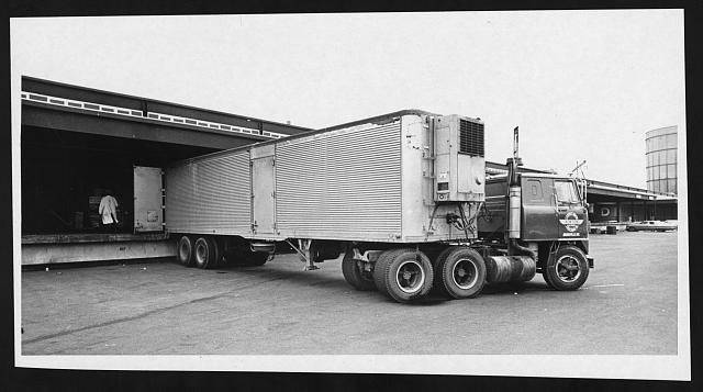 [Truck at the loading dock, Hunts Point Market, the...
